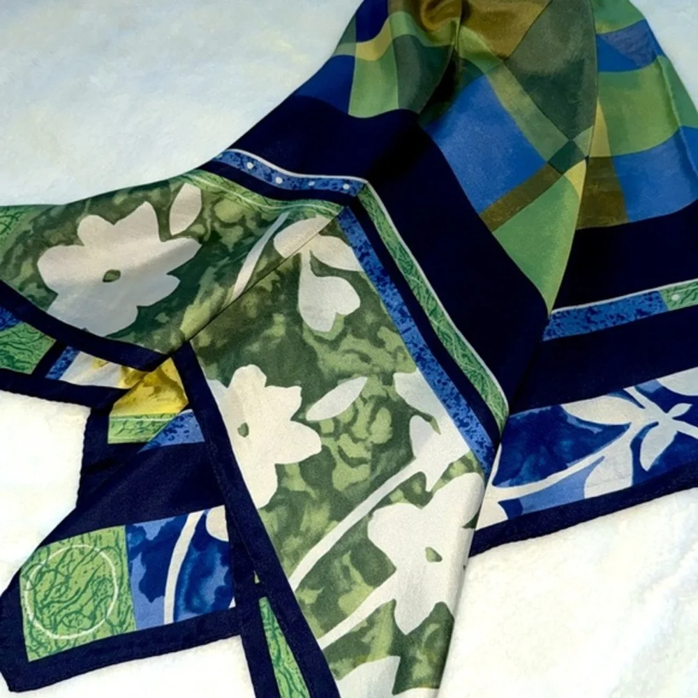 Plaid Multicolor‎ Scarf or Blanket 34x34’